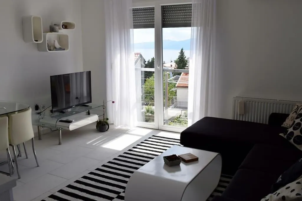 Charming Apartment In Rijeka 0*,